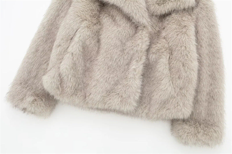 Clara | Cardigan Court en Fausse Fourrure pour un Street Style Élégant et Confortable lunnav
