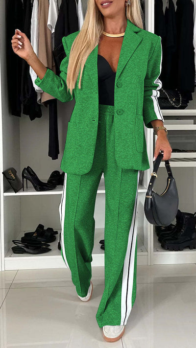 Pantalon fluide de l’ensemble Mina™, coupe moderne et taille élastique.