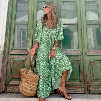 Robe Siera™ portée dans un cadre décontracté.